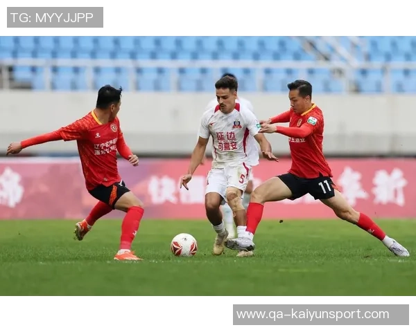 中甲联赛精彩瞬间姆本扎单刀破门助辽宁铁人领先对手